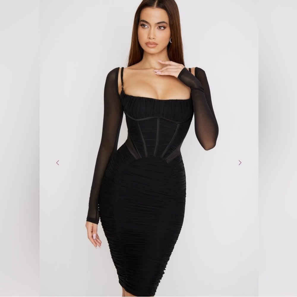 House of CB FREYJA Black Gathered Corset Dress Elegant
Black Long Sleeve Dress
